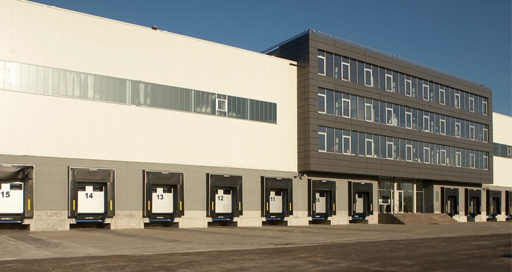 Lagerhallen in Essen mit 4-geschossigem Bürogebäude