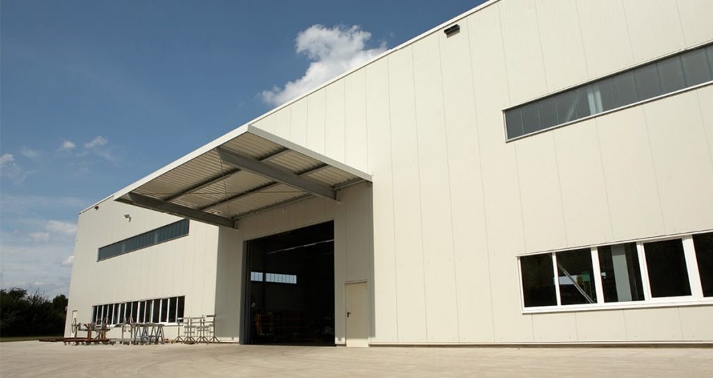 Produktionshalle und Lagerhalle in Issum